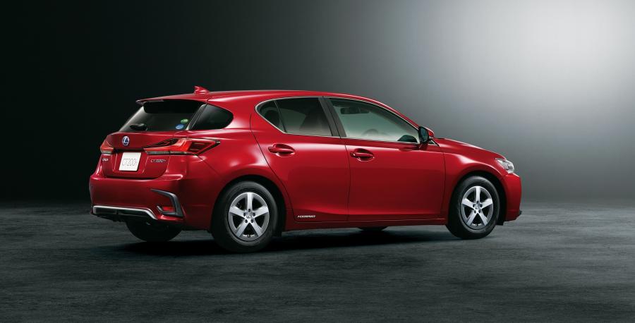  Lexus CT200h 2019 года  (JP) (фото 5 из 27)